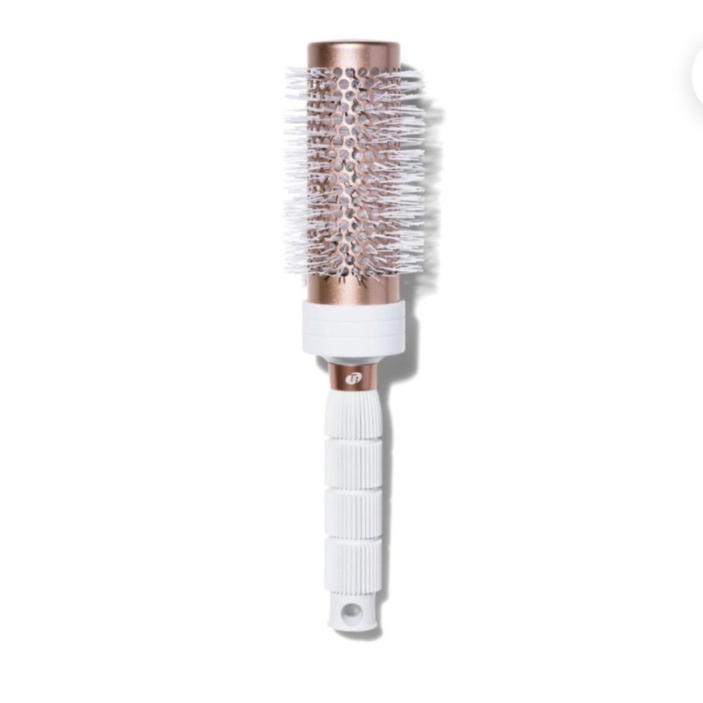 T3 Volume 2.0 2" Round Brush. NIB